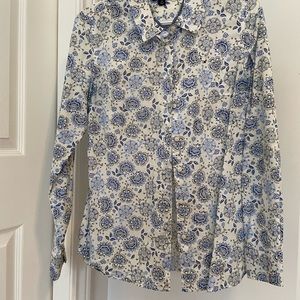 Tommy Hilfiger classic fit women’s button up small